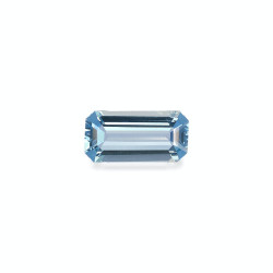 RECTANGULAR-cut Aquamarine...