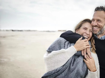 23 ans de mariage : Signification et idées cadeaux pour les noces de béryl